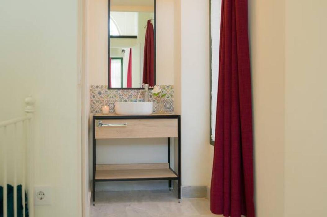 Apartamento A Estrenar Frente A La Plaza De Espana Seville Luaran gambar